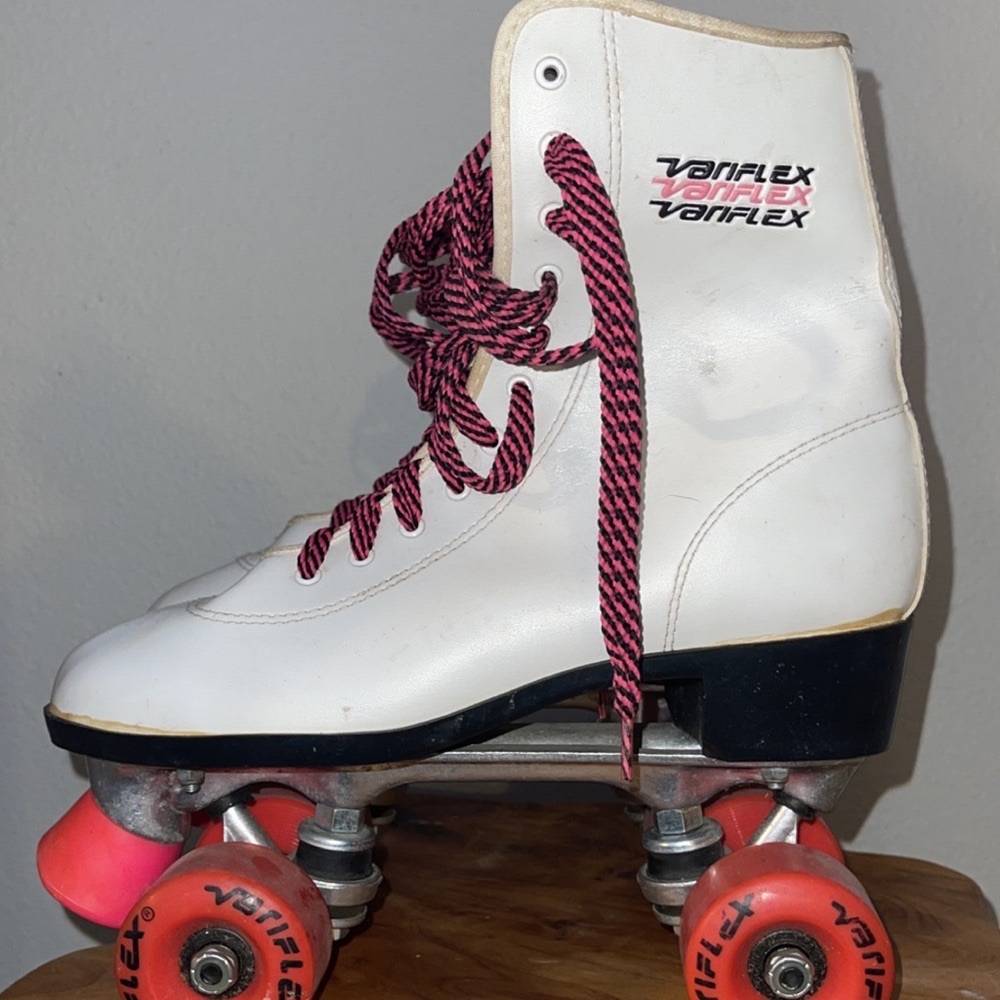 Vintage Variflex Roller skates size 9